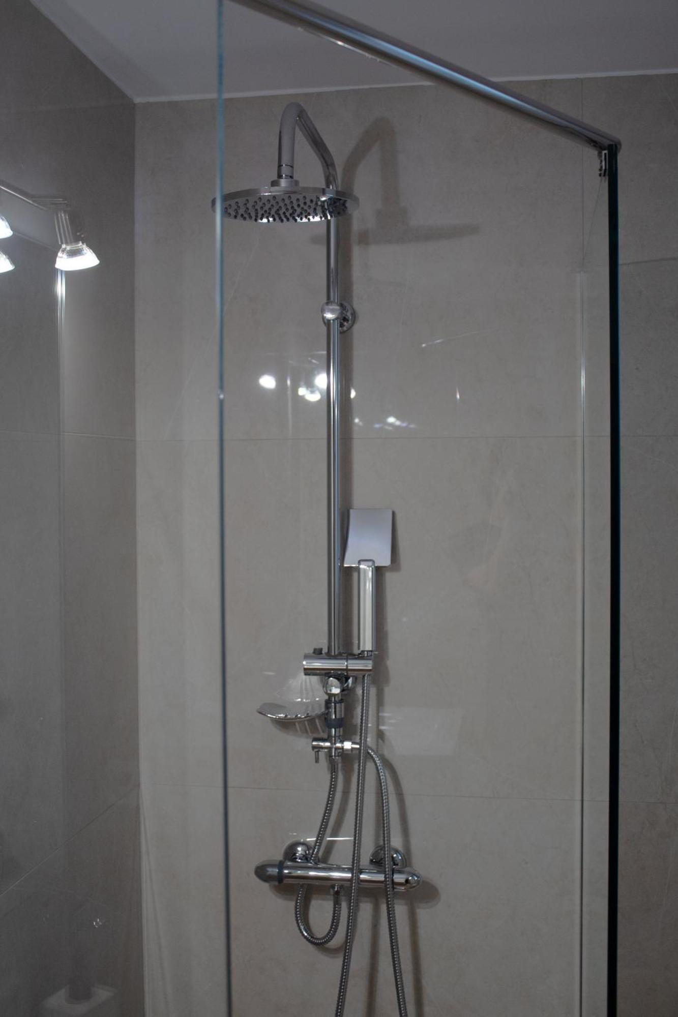 Apartment Giakost V Near Airport *